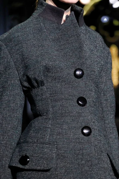 Look 48